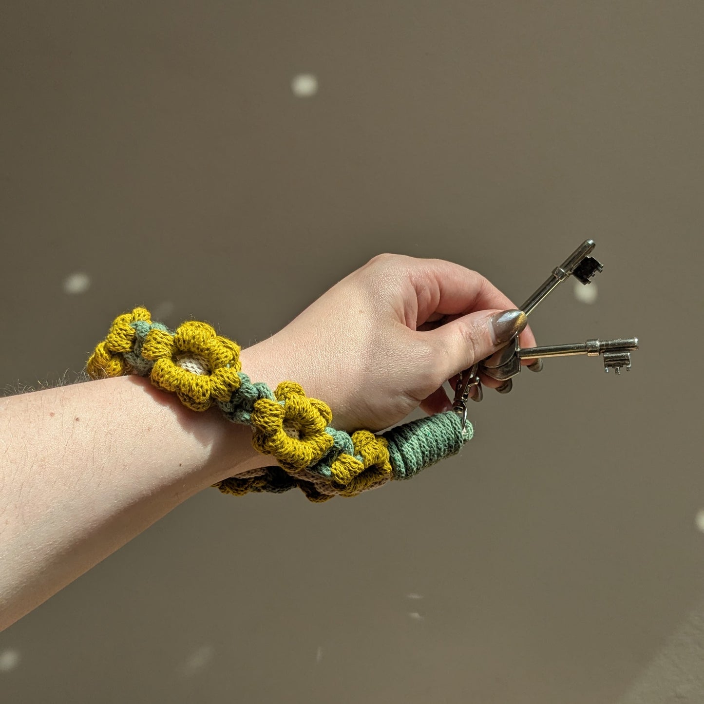 Flower Power Wristlet